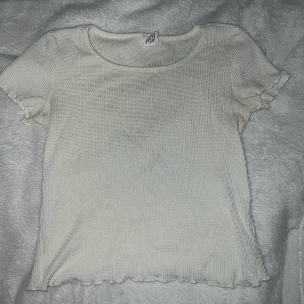 White/cream waffle print shirt